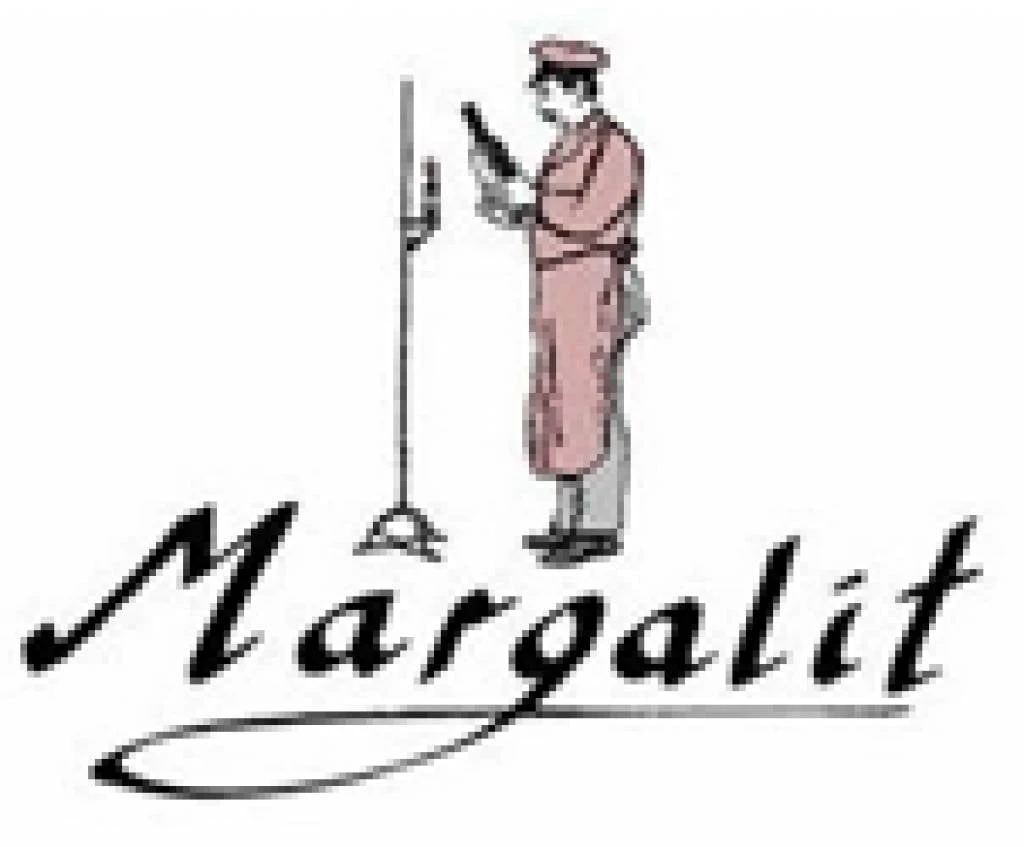 Margalit Winery 2001 Margalit Winery Special Reserve 3 Margalit Winery 2001 Margalit Winery Special Reserve